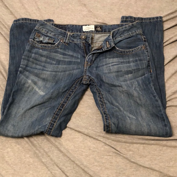 Jeans - Picture 1 of 3